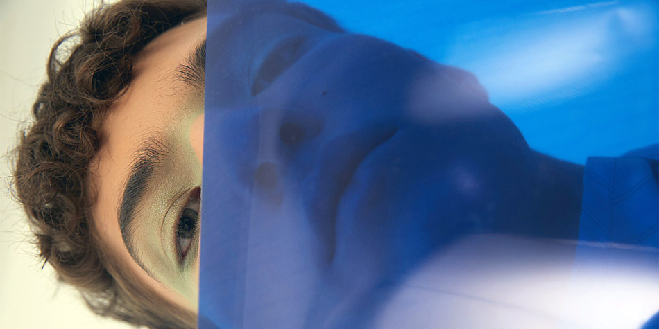 灵魂是用来出卖的