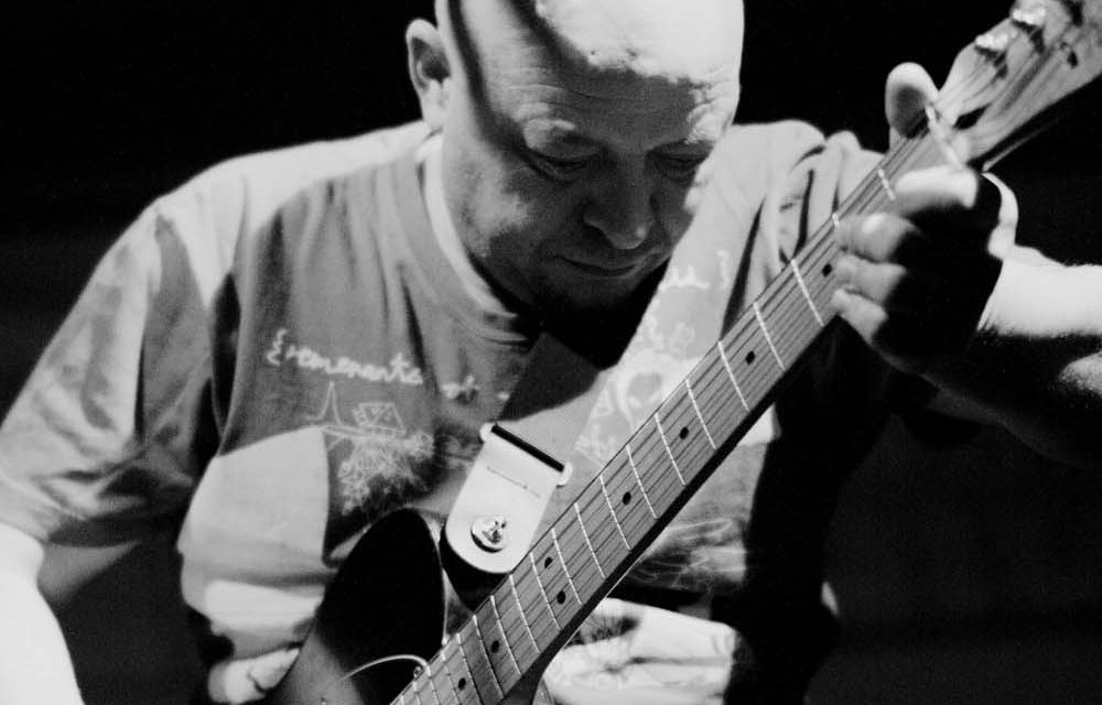 洋鬼乐队在两个好朋友