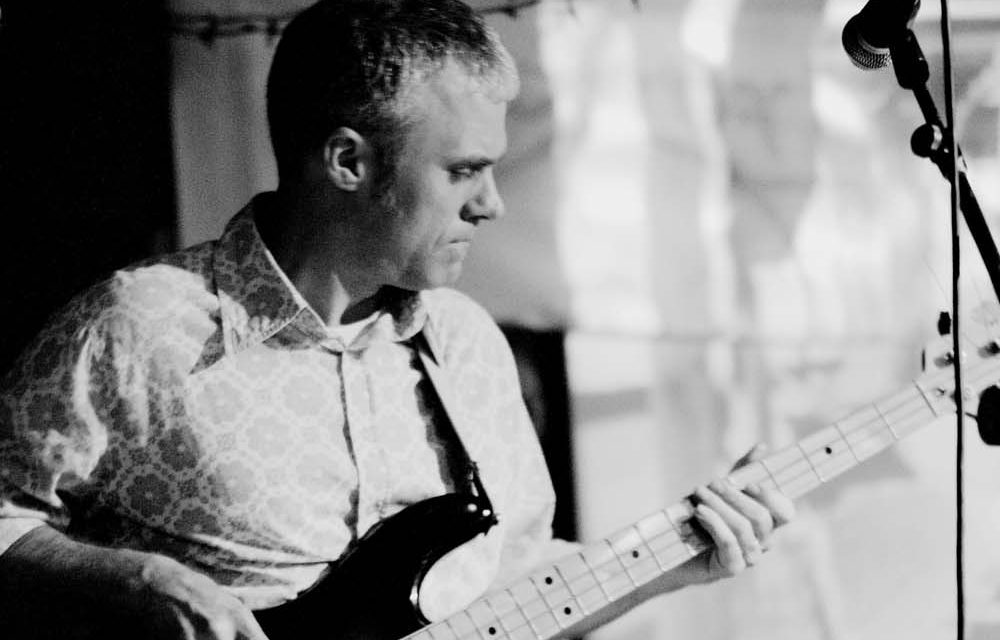 洋鬼乐队在两个好朋友